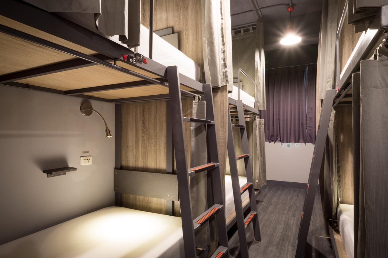 Taipei Travelers International Hostel Tamsui Exterior photo