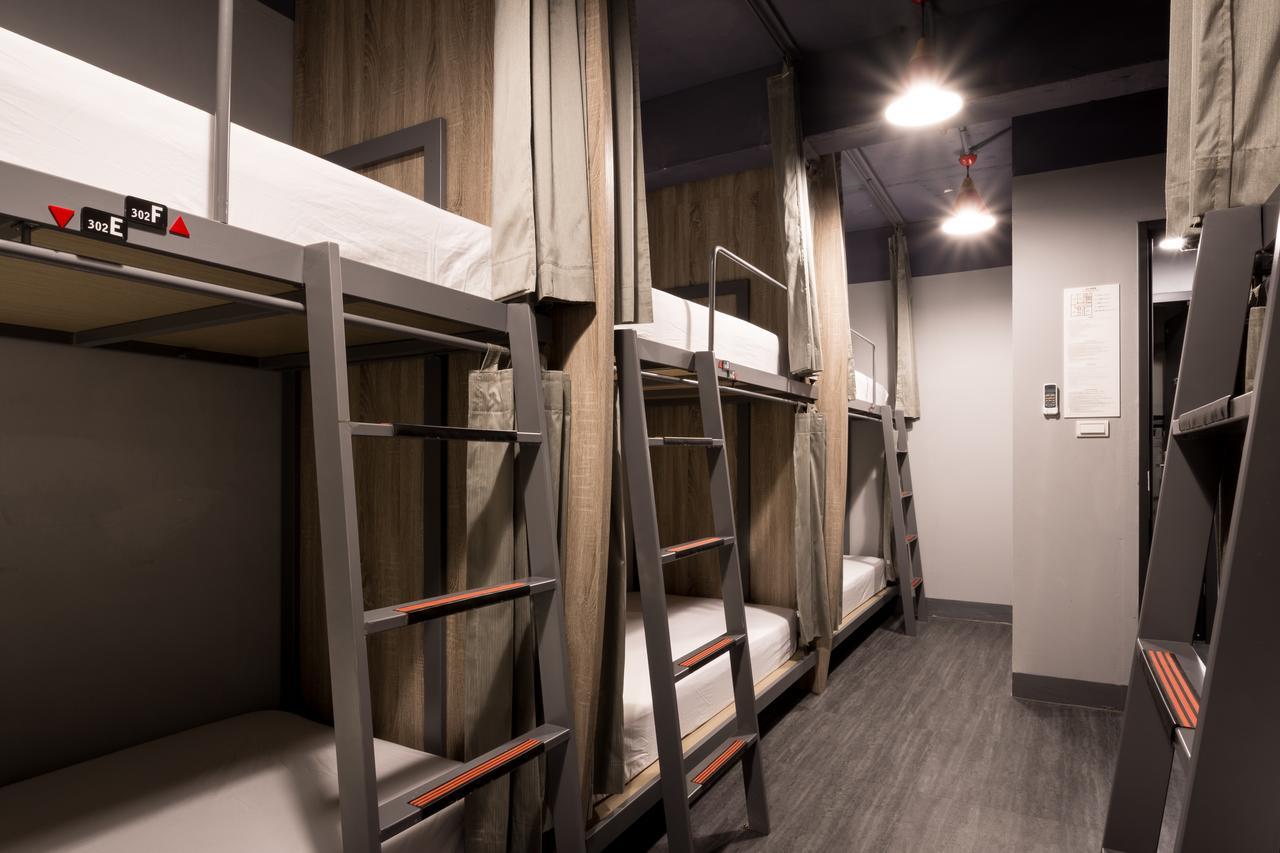 Taipei Travelers International Hostel Tamsui Exterior photo