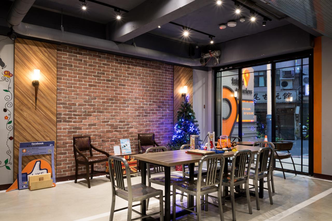 Taipei Travelers International Hostel Tamsui Exterior photo