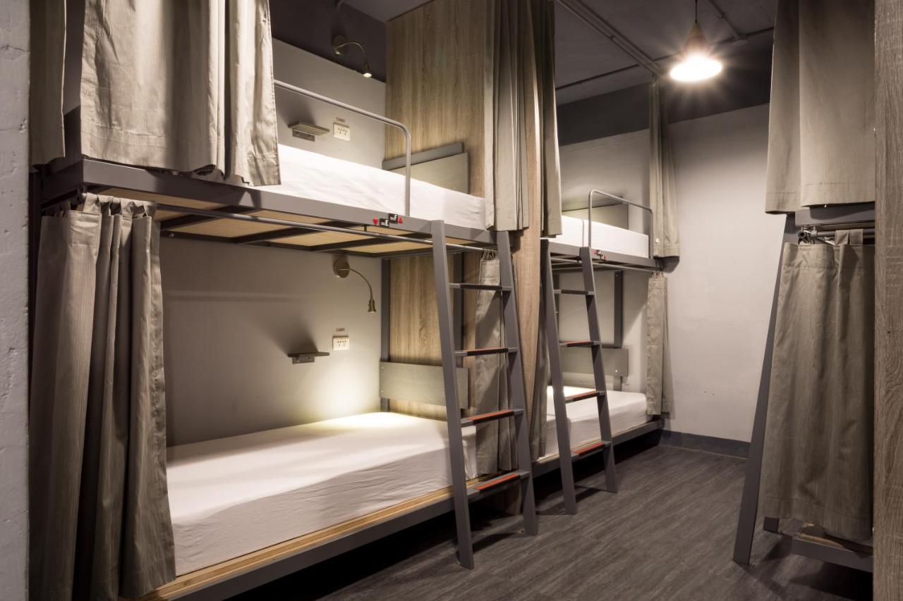 Taipei Travelers International Hostel Tamsui Exterior photo